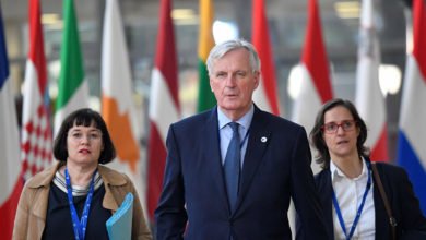 كبير مفاوضي الاتحاد الأوروبي يعلن إصابته بكورونا