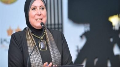 وزيرة التجارة والصناعة
