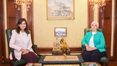 وزيرة الهجرة