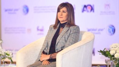 وزيرة الهجرة