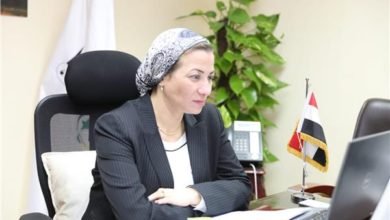 وزيرة البيئة